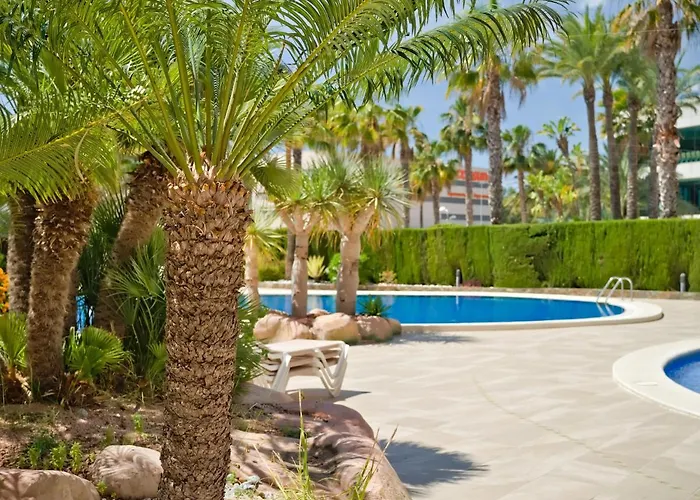 Coral Beach 02 * Calp